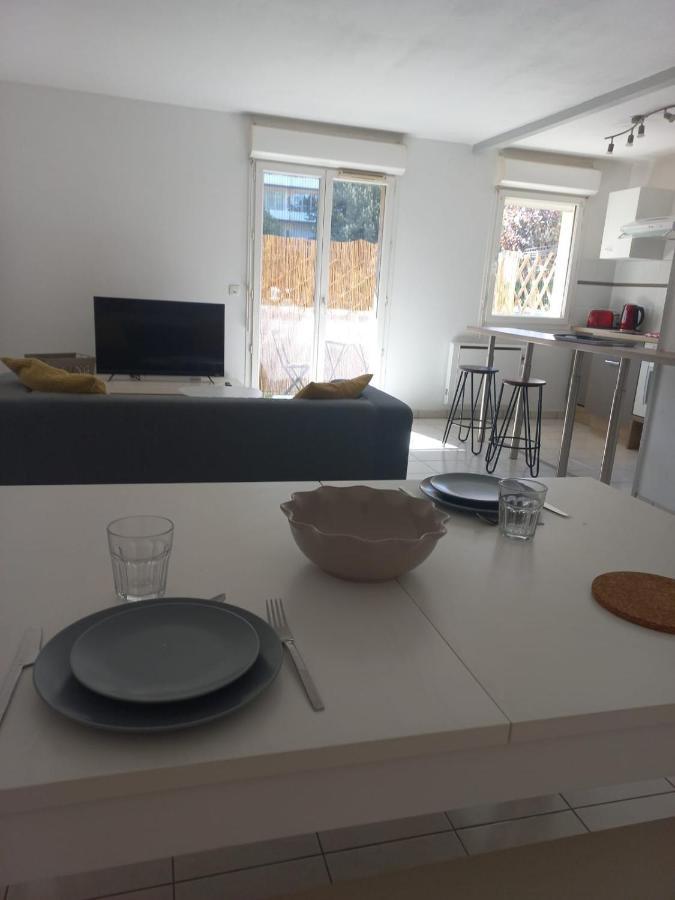 Superbe T2 Avec Parking Prive Apartman Agen Kültér fotó